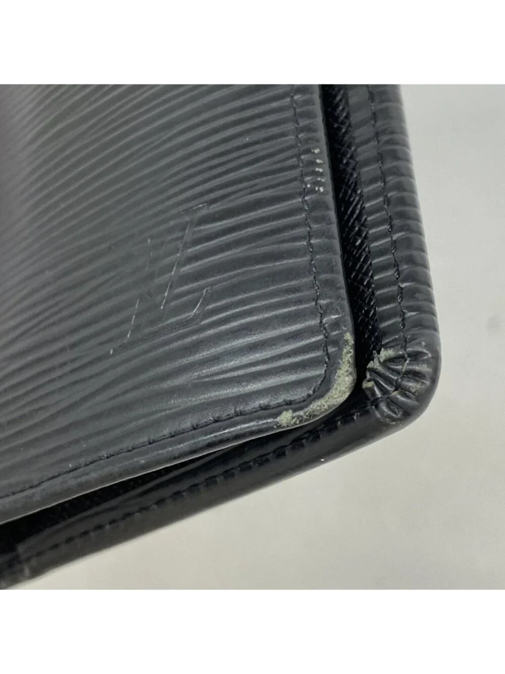 Louis Vuitton Wallet Epi Portefeuille Brazza Noir